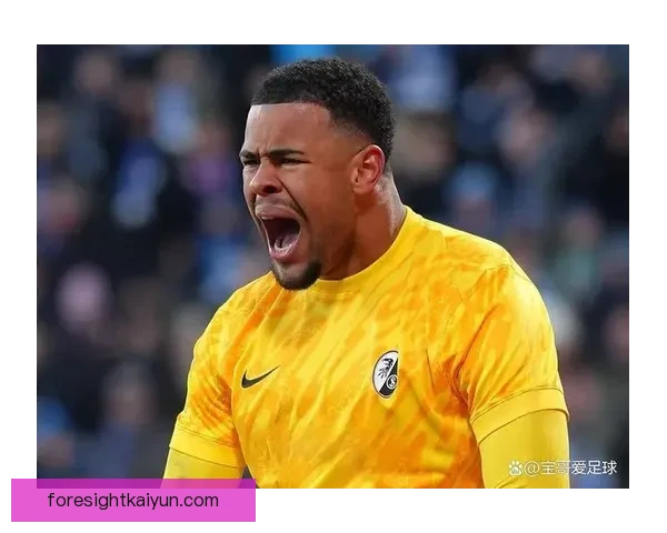 足球明星近期表现稳健，状态持续提升备受期待